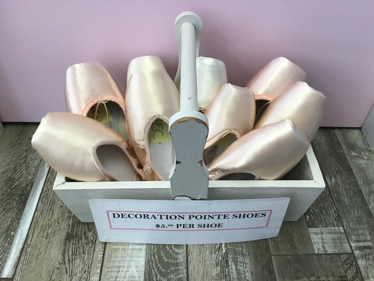 Decoration Pointe Shoes - Pink - Final Sale