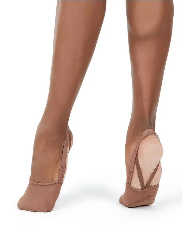 Capezio - Hanami Canvas Pirouette - (H064W) - S60 Maple